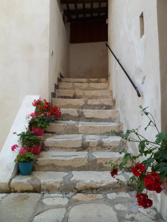 Cortile Antico Aparthotel Trapani Luaran gambar