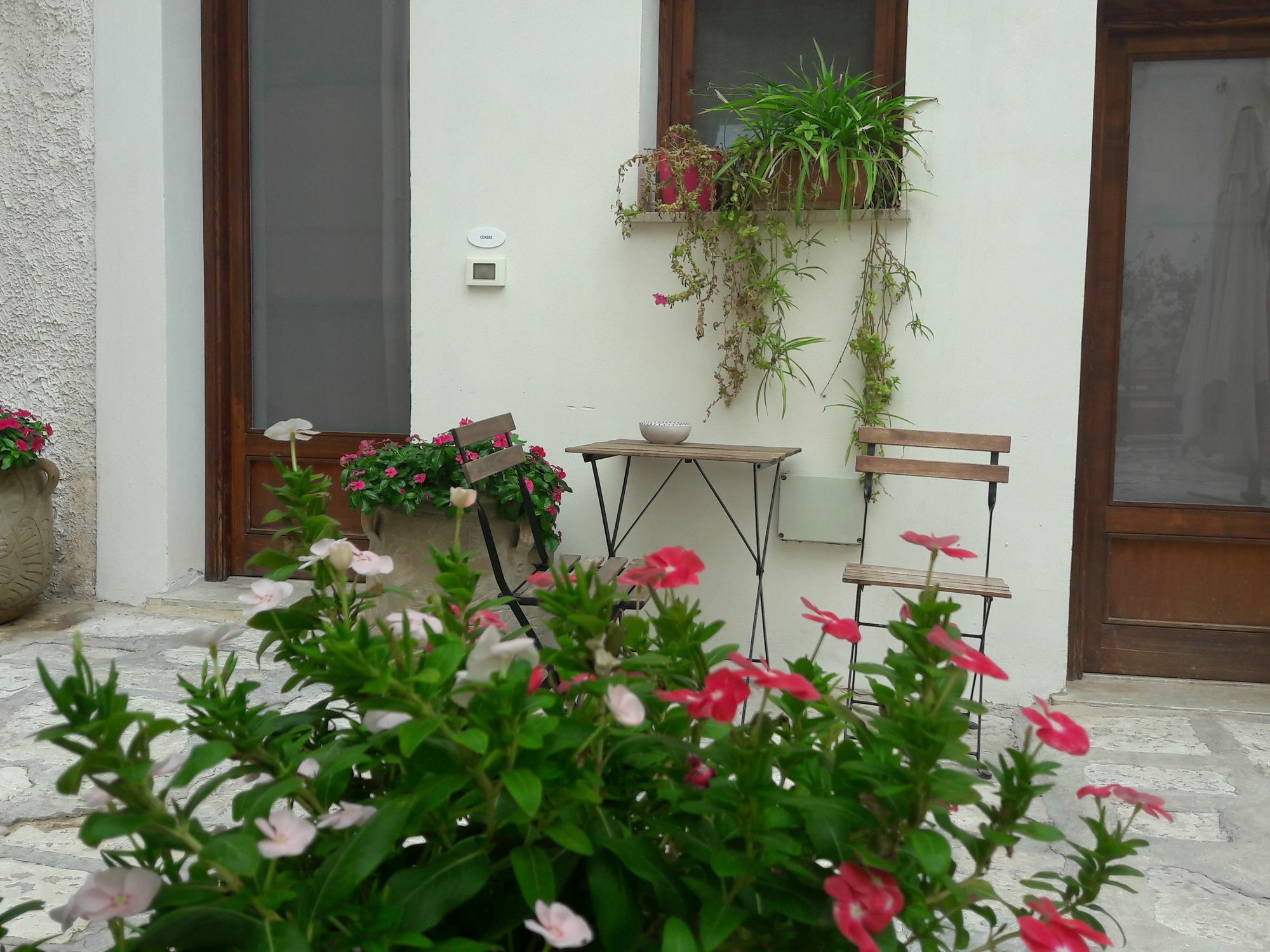 Cortile Antico Aparthotel Trapani Luaran gambar